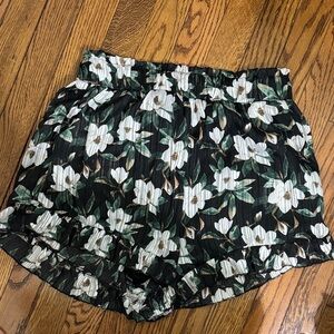Francesca's Collections Black Floral Women's Shorts